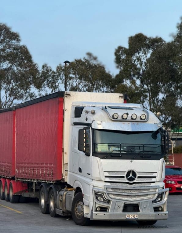 How to Choose the Right Freight Partner: A Practical Buyer's Guide